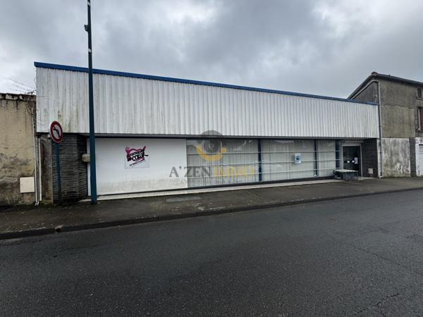 Local commercial de 330 m² loué – Investissement locatif avec bail commercial en cours