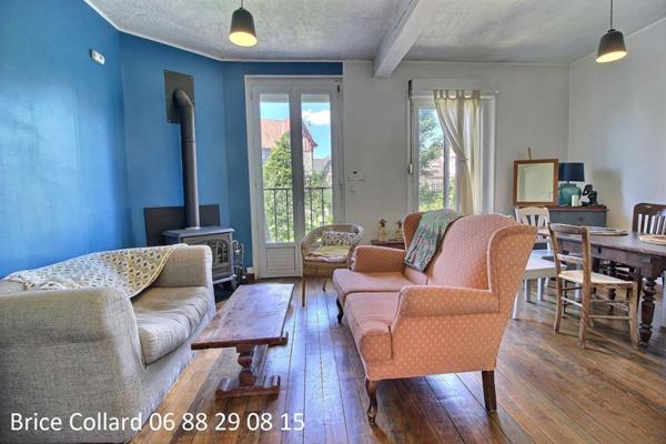 60100 CREIL Charmante maison de ville 2 grandes chambres cave totale jardin