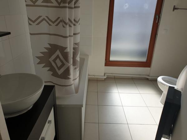 Appartement
                                                                                                                                                                                                                                                                                                                        2 pièce(s)                                                                                                                                                                                                          1 chambre(s)                                                                                                                                                                                                          50.38  m²