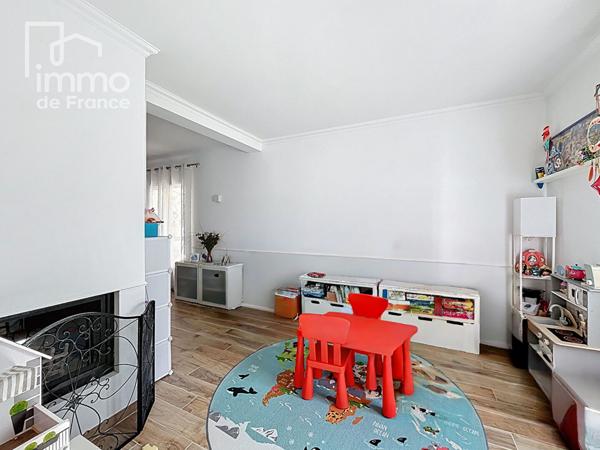 Maison de 247m2 à Viry proche douane de Soral