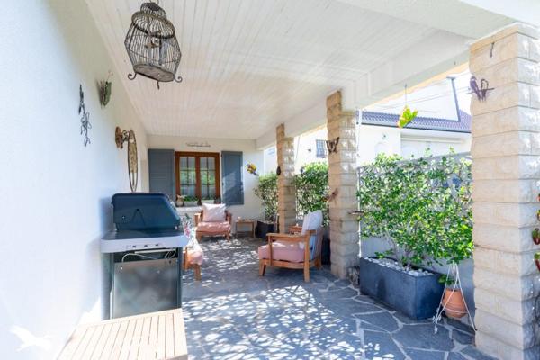 Maison à vendre |  Les Clayes-sous-Bois |  7 pièces | 155 m²