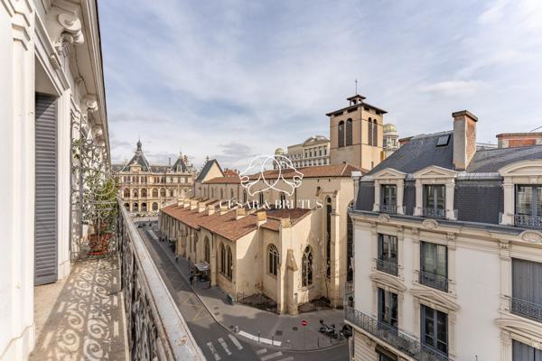 Prestige Grolée : Splendide T3 bourgeois avec balcon et cachet – Lyon 2ème