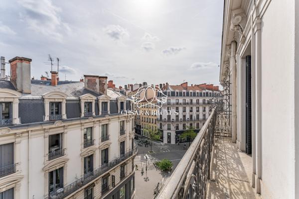 Prestige Grolée : Splendide T3 bourgeois avec balcon et cachet – Lyon 2ème