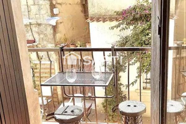 Belle maison de vilage plein coeur de ville