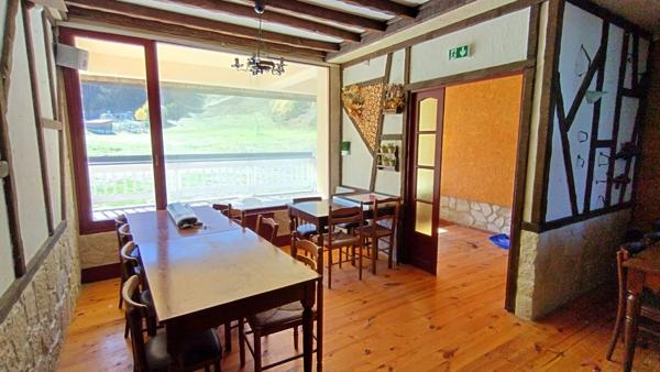 Vente Local commercial 6 pièces 468 m2 à Montferrier