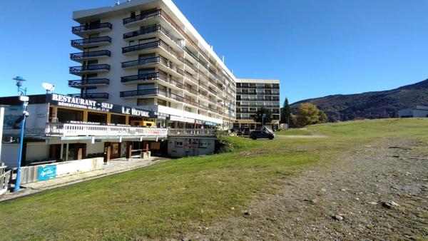 Vente Local commercial 6 pièces 468 m2 à Montferrier