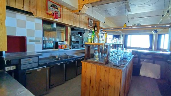 Vente Local commercial 6 pièces 468 m2 à Montferrier