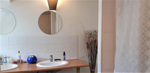 Laval (53000) APPARTEMENT LAVAL (duplex 4 chambres)