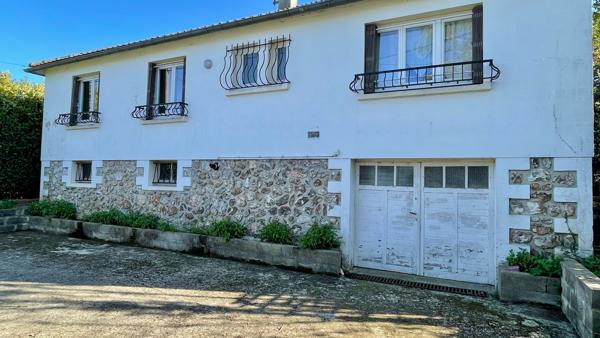 Maison
                                                                                                                                                                                                                                                                                                                        6 pièce(s)                                                                                                                                                                                                          3 chambre(s)                                                                                                                                                                                                          73  m²