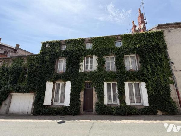  Belle demeure bourgeoise en hyper-centre de Cholet – 6 chambre - Jardin clos – 2 garages