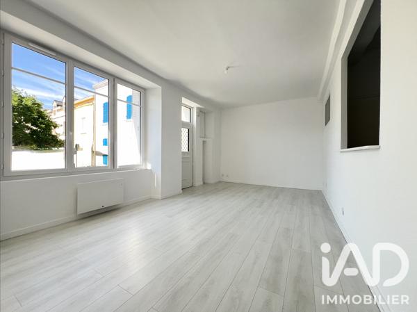 Location appartement 2 pièces 50,49 m² Évron