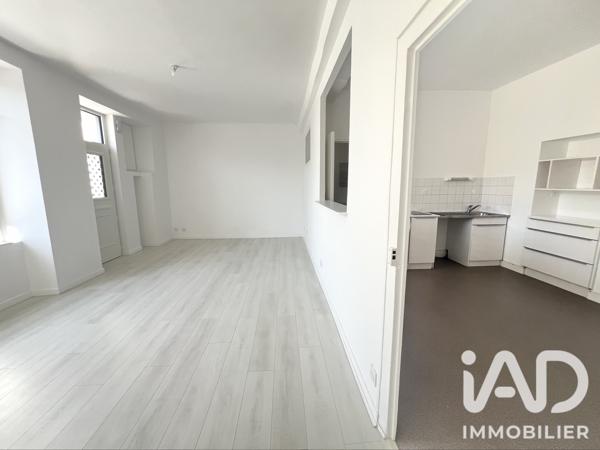 Location appartement 2 pièces 50,49 m² Évron