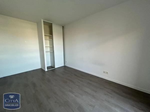 Appartement à louer 4 pièces 86.64m²