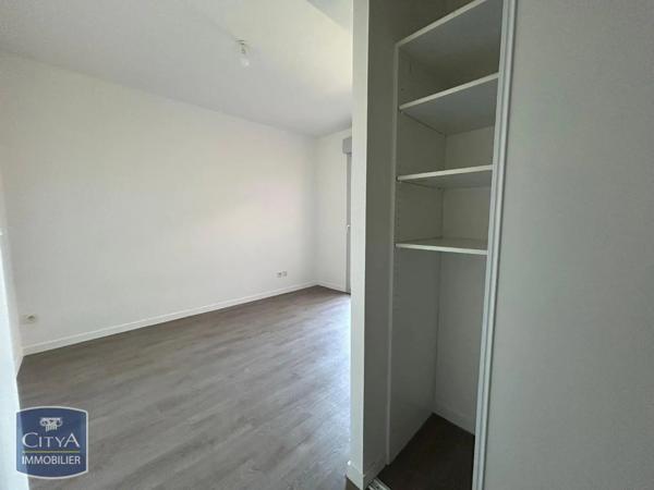 Appartement à louer 4 pièces 86.64m²