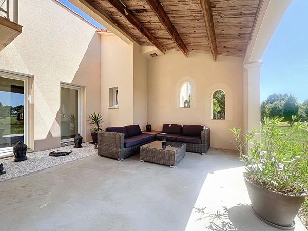 Vente maison Bellevigny : 483 000 € - AJP Immobilier La Roche-sur-Yon