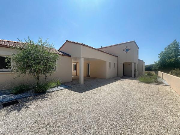 Vente maison Bellevigny : 483 000 € - AJP Immobilier La Roche-sur-Yon