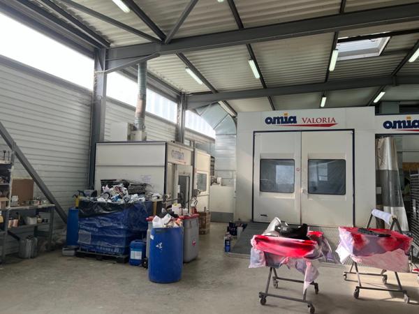 Dpt Loire (42), à vendre proche de ROANNE Garage mécanique, carrosserie, vente de voitures d'occasion