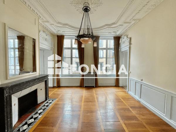 Location Appartement 4 pièces 176.39 m² - 11 RUE DES TIERCELINS Nancy 54000
