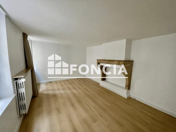 Location Appartement 4 pièces 176.39 m² - 11 RUE DES TIERCELINS Nancy 54000