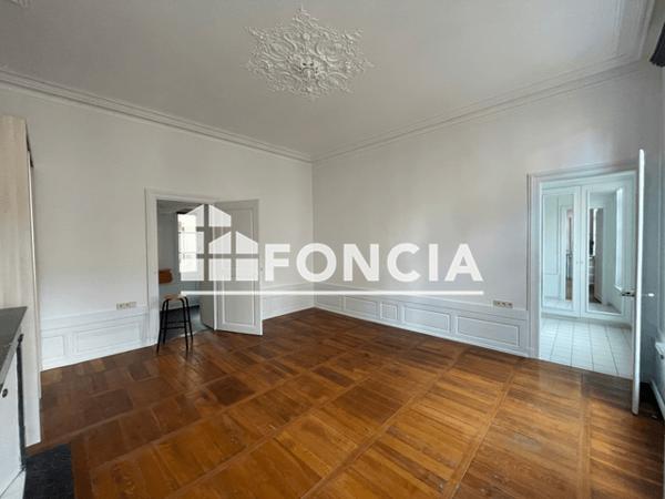 Location Appartement 4 pièces 176.39 m² - 11 RUE DES TIERCELINS Nancy 54000