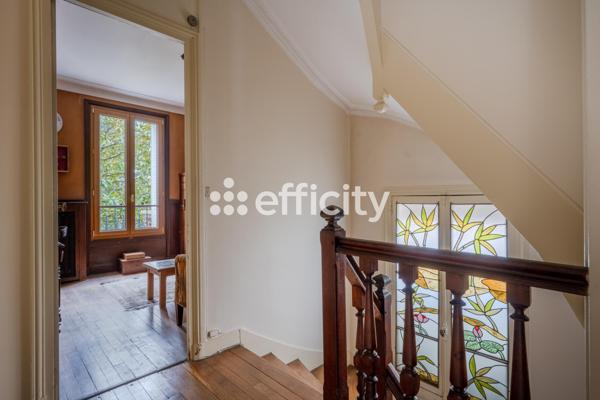 Maison 9 pièces - 210 m² Bien prestige