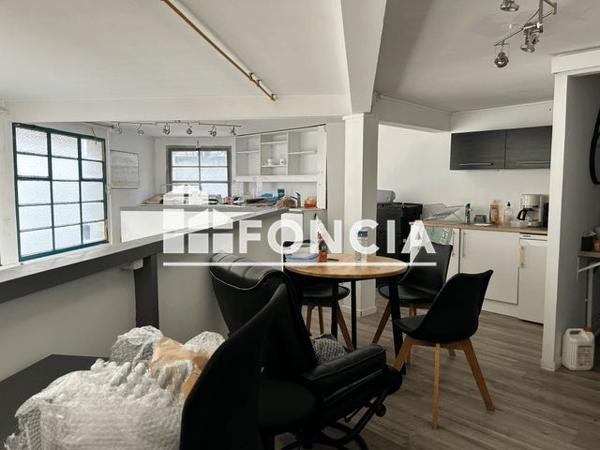 Location Local commercial 6 pièces 174.7 m² - 36 AVENUE AMSTERDAM Valenciennes 59300