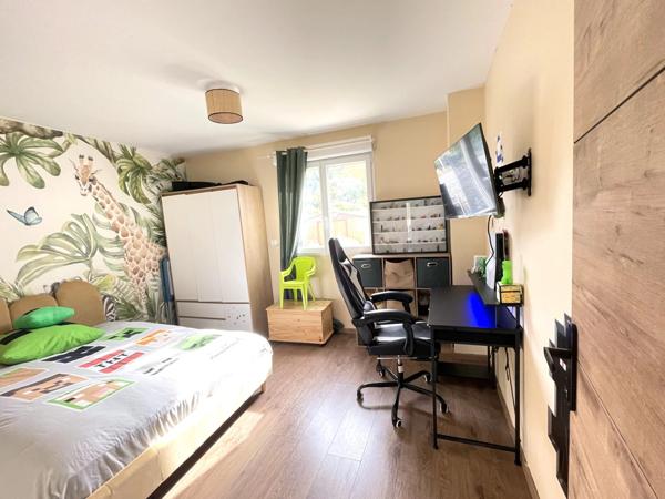 Maison Moderne à Saint-Aubin-sur-Gaillon