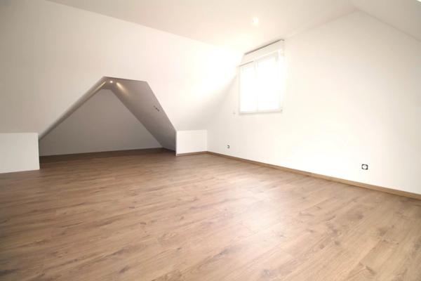 Maison Moderne à Saint-Aubin-sur-Gaillon