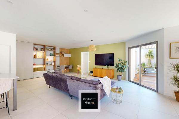 Villa - 5 pièces - 150m²