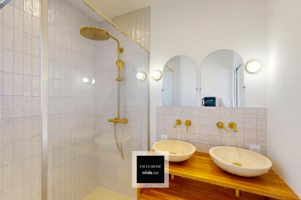 Villa - 5 pièces - 150m²