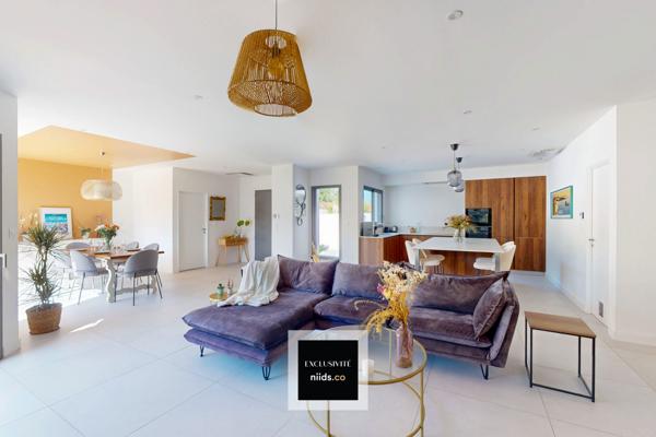 Villa - 5 pièces - 150m²