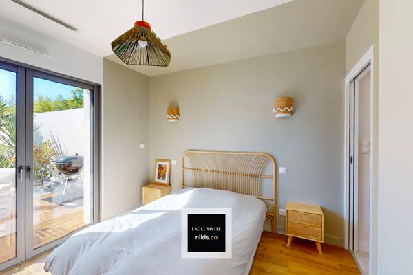 Villa - 5 pièces - 150m²