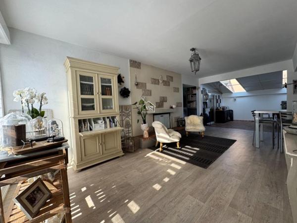 À VENDRE Pavillon 7 pièces 158 m2 BOURNY