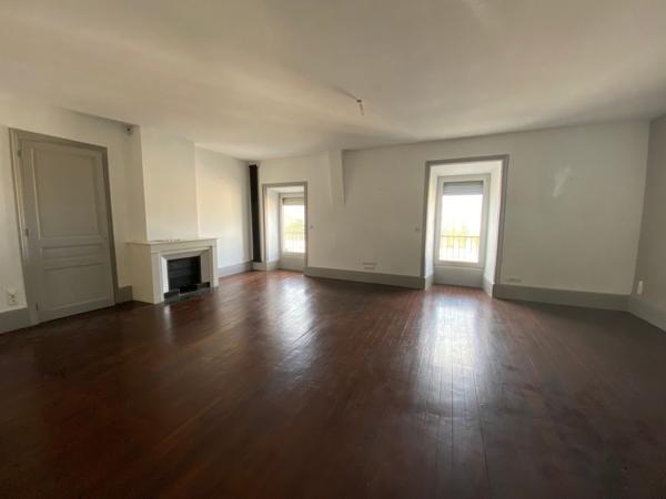 GRAND TYPE 5 - VALENCE AVEC VUE