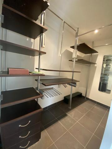 GRAND TYPE 5 - VALENCE AVEC VUE