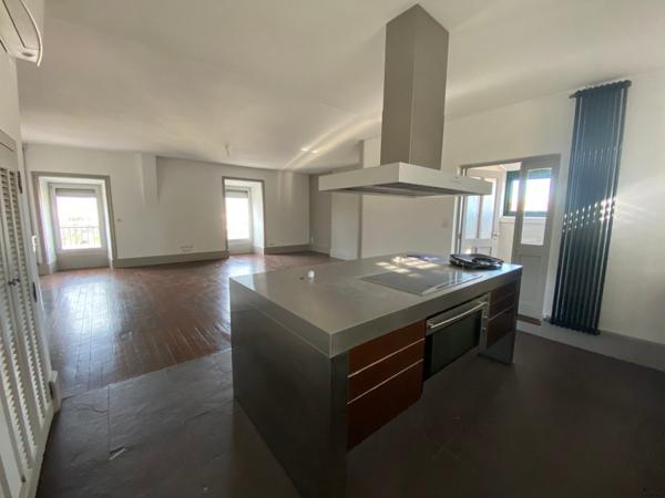 GRAND TYPE 5 - VALENCE AVEC VUE