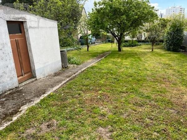 Terrain à Batir à vendre à Lanester dans le Morbihan (56600), ref : 56083-1086