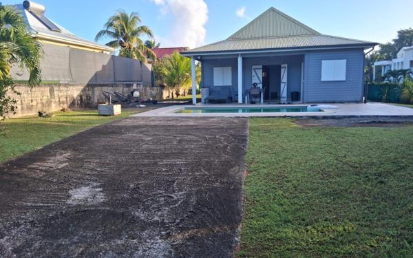 Maison à vendre    4 pièces • 65 m2 Sainte-Rose