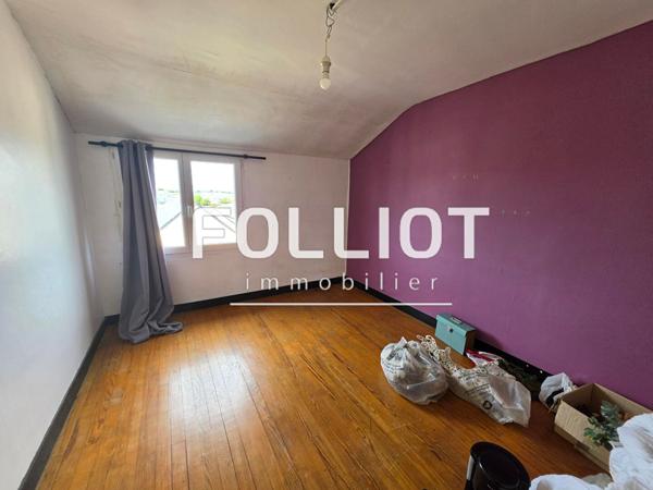 Immeuble avec appartement et local commercial à vendre à Périers - Réf 2671FL