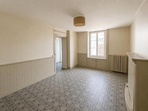 Laval Gare - Maison de Ville 3 pièces (2 chambres)