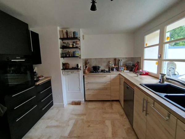 Très belle Maison sur Parc Paysager à quelques minutes à pied de la Gare de Boissy L'Aillerie