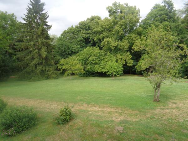 Très belle Maison sur Parc Paysager à quelques minutes à pied de la Gare de Boissy L'Aillerie