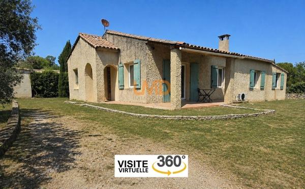 Maison plain-pied, garage, terrain 826 m², au calme avec vue dégagée