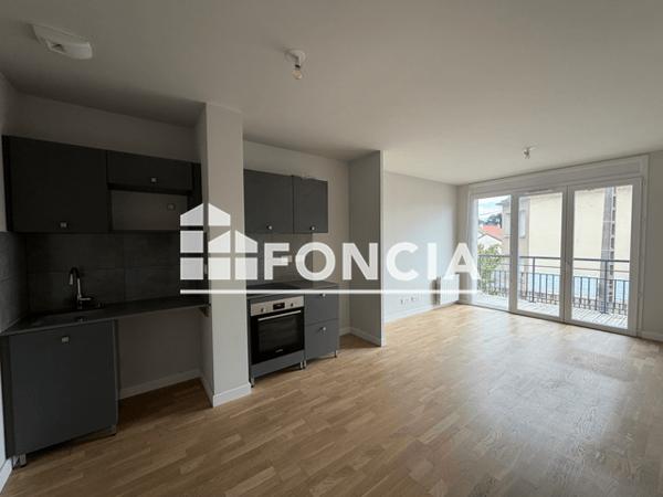 Location Appartement 4 pièces 86.13 m² - 9 RUE DU PETIT BOUILLON Chartres 28000