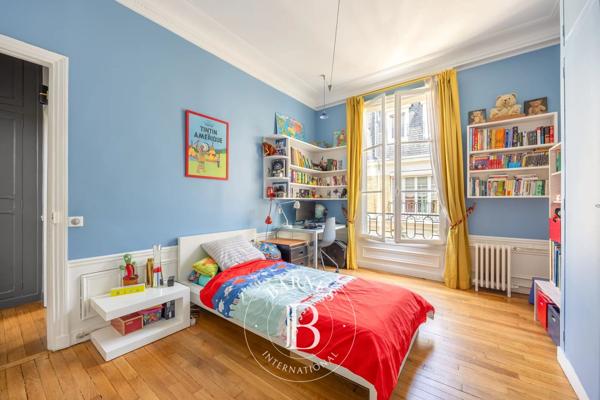 Paris 16ème, Appartement 4 Chambres -  203 m² à vendre
