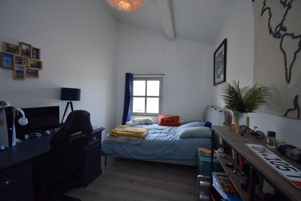 Carpentras (84200) Bel Appartement de 100m2 VENDU LIBRE!!!