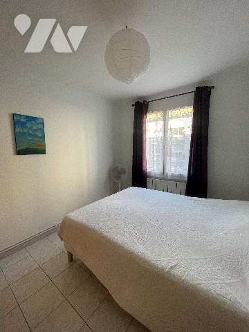 MARSEILLE 7ème, T4/5, bien rare dans quartier prisé de la cité phocéenne, à quelques pas de la mer.