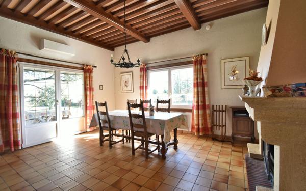 Maison à vendre    5 pièces •  Meximieux