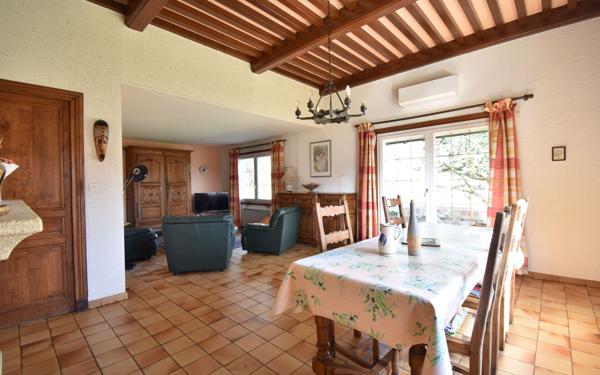 Maison à vendre    5 pièces •  Meximieux