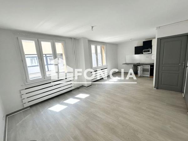 Location Appartement 2 pièces 37.88 m² - 2 RUE BOURGNEUF Saint-etienne 42000